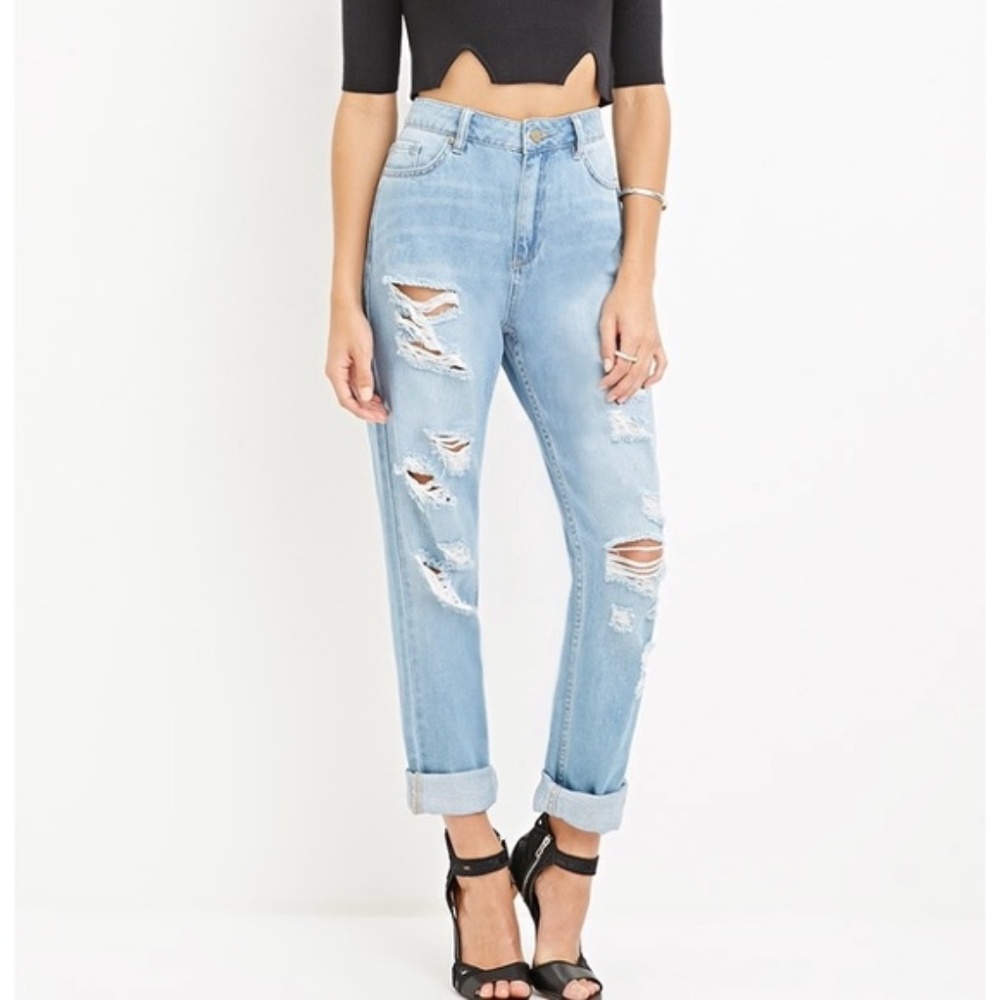 Forever 21 Distressed Boyfriend Jeans